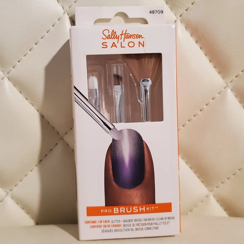 FREE 🎁 Sally Hansen Salon Pro Brush Kit Nail Art